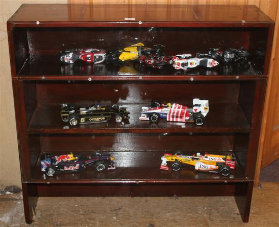 Collection of toy cars, mainly Lledo & Vanguard etc